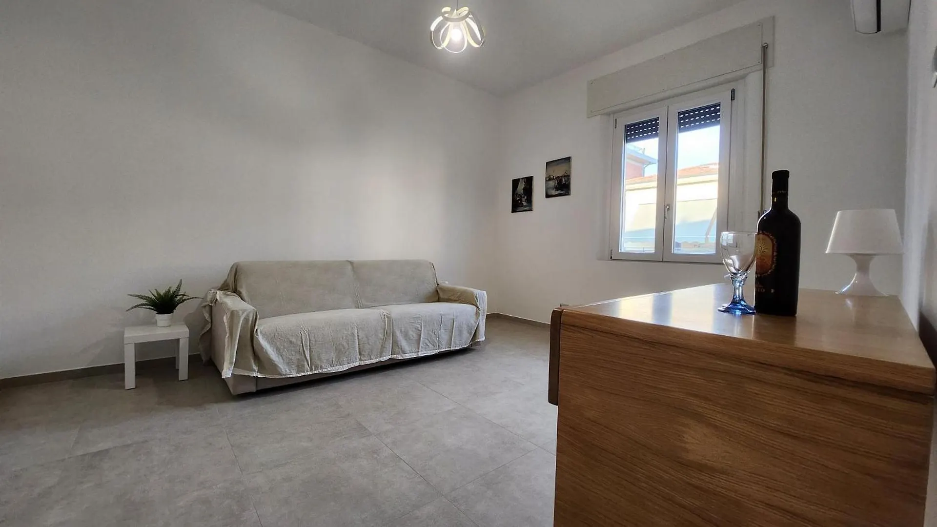 Apartment Aurora Rooms - Affitti Brevi Italia Pisa Italy